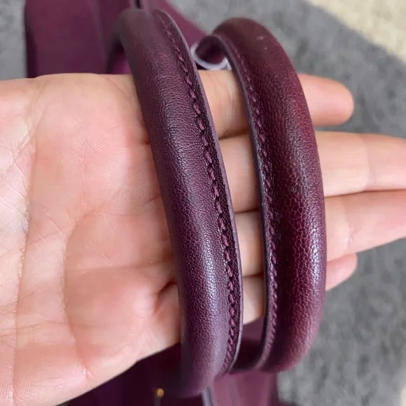 Yves Saint Laurent Chyc Tote Bag - Picture 5 of 14